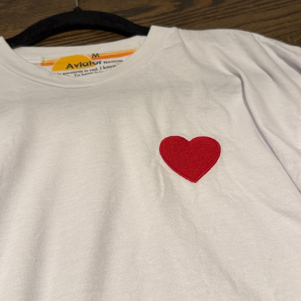 Aviator Nation Tee boyfriend heart embroidery tee. M - Picture 3 of 3